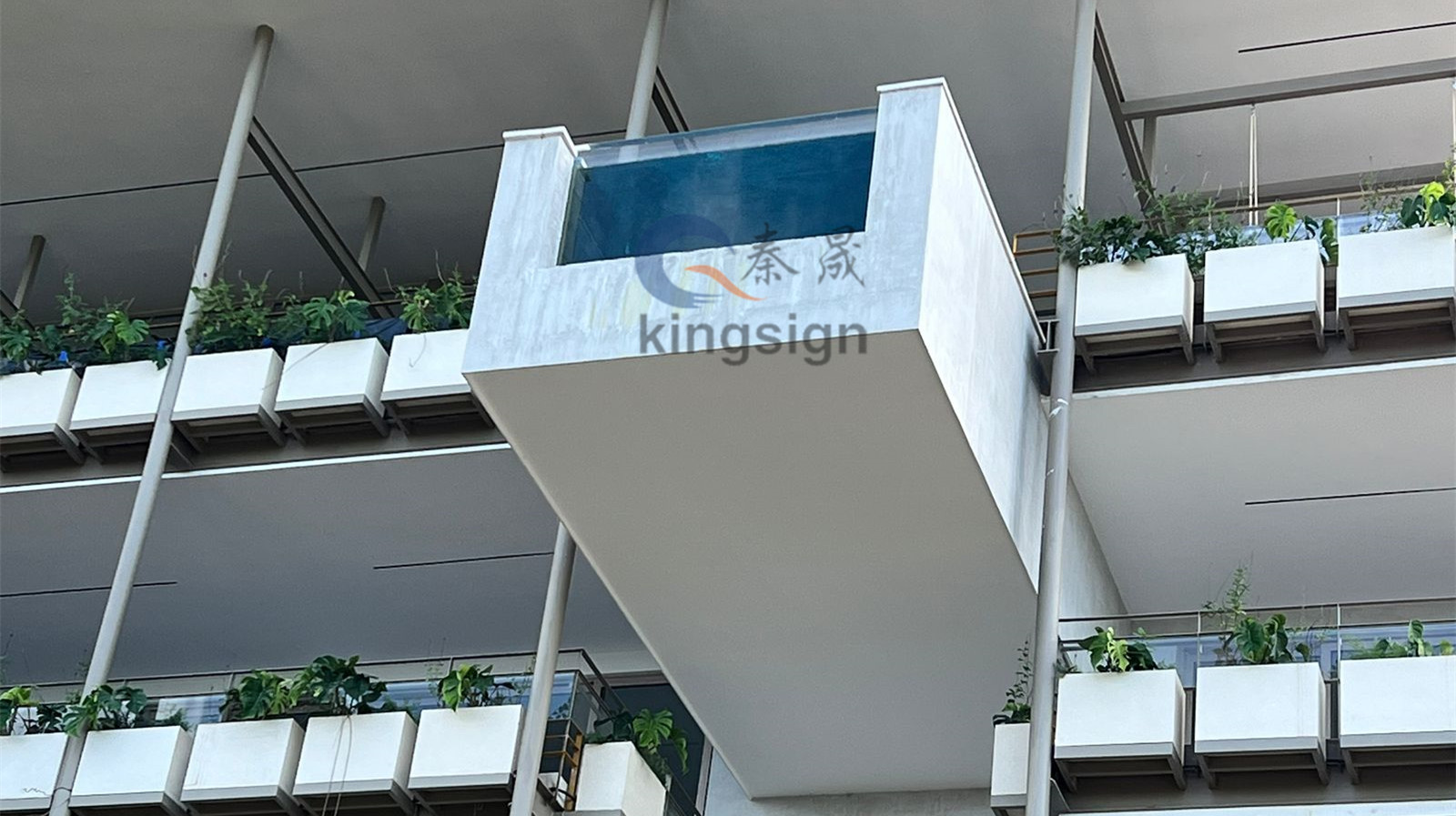 Ακρυλικό φύλλο Kingsign για έργο πισίνας ξενοδοχείου